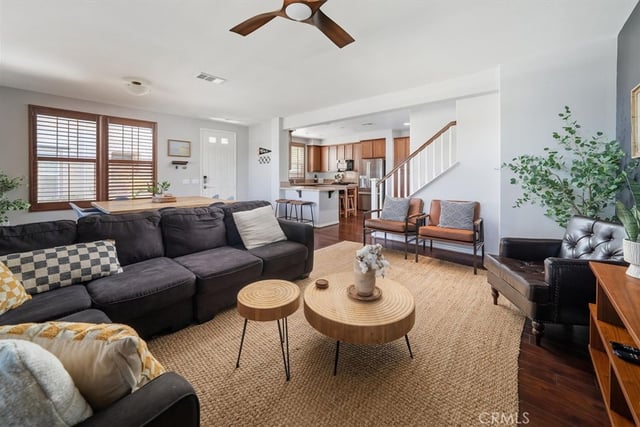 28600 Pietro Drive, Valencia, CA 91354 — photo 10 of 44
