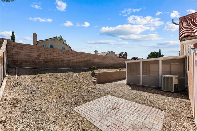 5546 Laurel Avenue, Palmdale, CA 93552 — photo 30 of 37