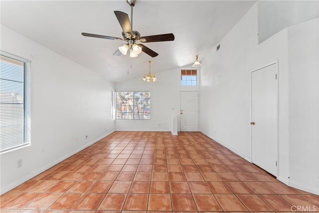 5546 Laurel Avenue, Palmdale, CA 93552 — photo 4 of 37