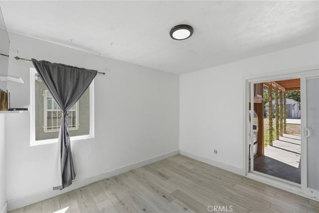 725 S Taper, Compton, CA 90220 — photo 14 of 40