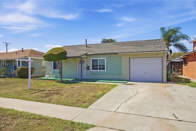 725 S Taper, Compton, CA 90220 — photo 2 of 40