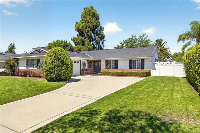 183 Sandberg Street, Thousand Oaks, CA 91360 — photo 2 of 32