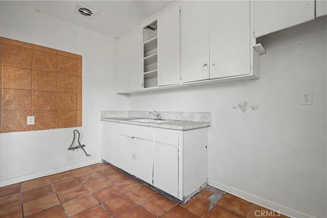 2829 S Rimpau, Los Angeles, CA 90016 — photo 22 of 32