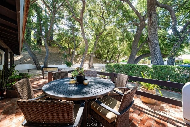 15737 Warm Springs, Canyon Country, CA 91387 — photo 5 of 56