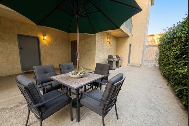5354 Lindley 204, Encino, CA 91316 — photo 28 of 35