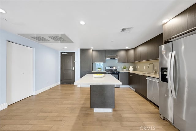 2939 Leeward 403, Los Angeles, CA 90005 — photo 10 of 54