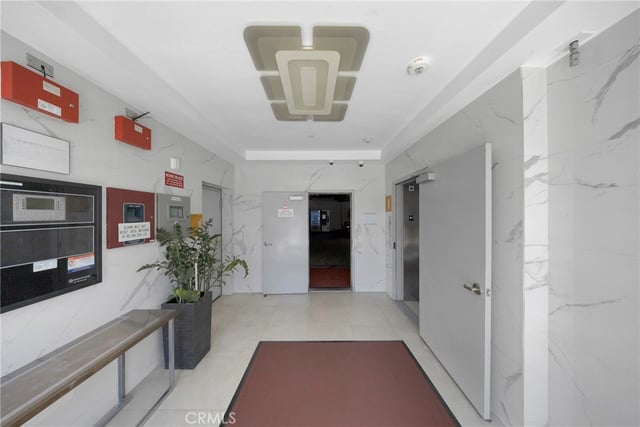 2939 Leeward 403, Los Angeles, CA 90005 — photo 24 of 54