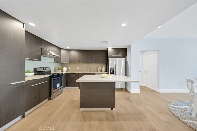 2939 Leeward 403, Los Angeles, CA 90005 — photo 8 of 54