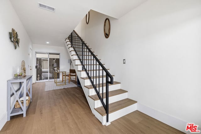 4164 Tujunga Avenue 103, Studio City, CA 91604 — photo 5 of 41