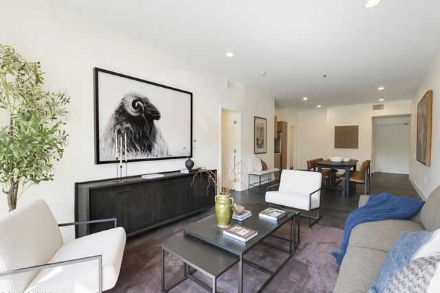 5016 Bakman Avenue 104, North Hollywood, CA 91601 — photo 11 of 25