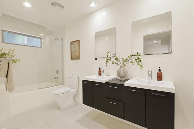 5016 Bakman Avenue 104, North Hollywood, CA 91601 — photo 16 of 25