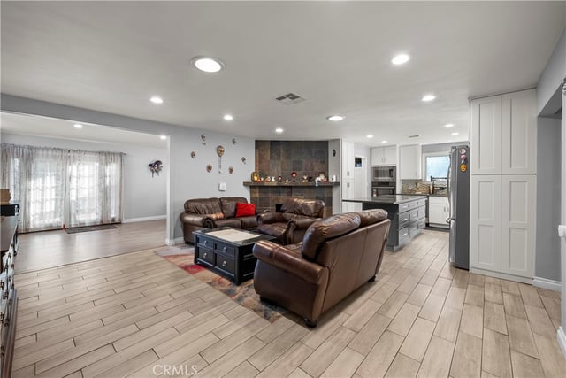 24360 Vanowen Street, West Hills, CA 91307 — photo 14 of 58
