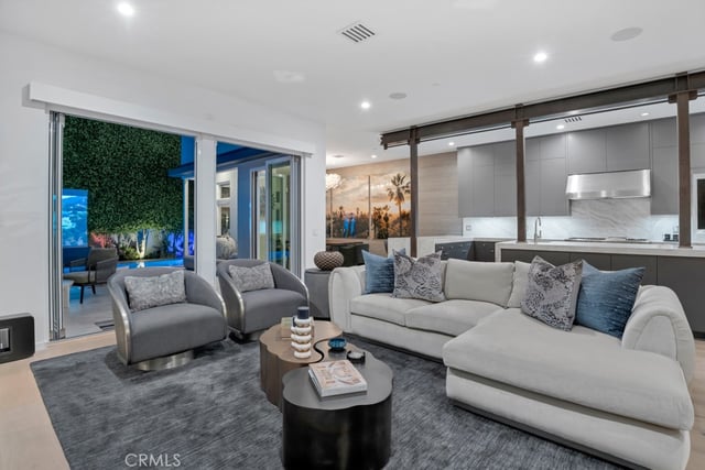 8719 Rosewood Avenue, West Hollywood, CA 90048 — photo 18 of 38