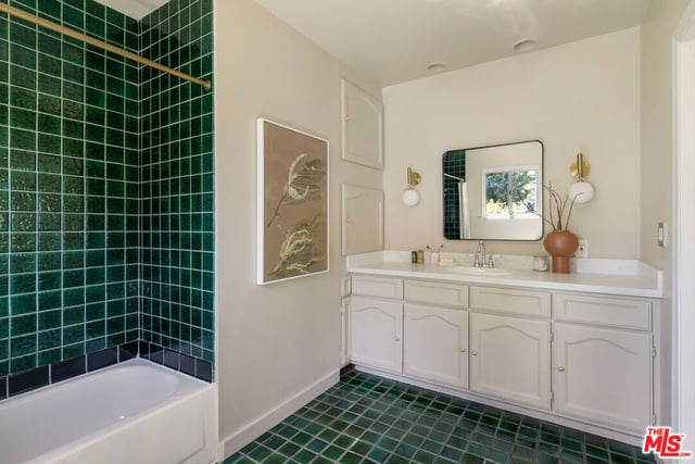 853 Tipton Terrace, Los Angeles, CA 90042 — photo 13 of 36