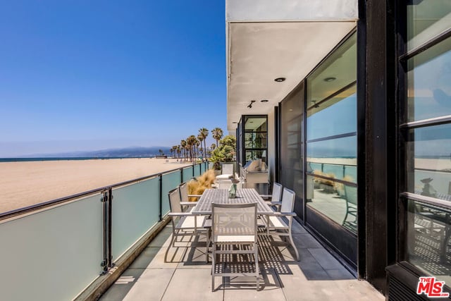 117 Ocean Front Walk, Santa Monica, CA 90291 — photo 11 of 25