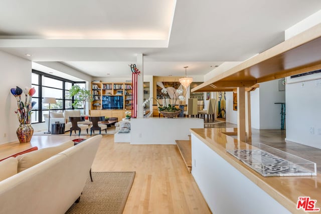 117 Ocean Front Walk, Santa Monica, CA 90291 — photo 13 of 25