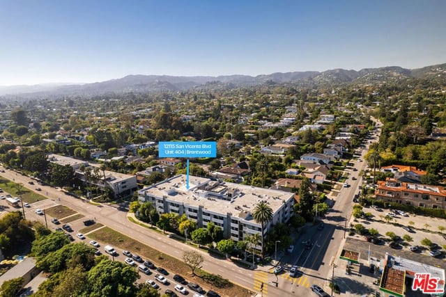 12115 San Vicente Boulevard 404, Los Angeles, CA 90049 — photo 26 of 27