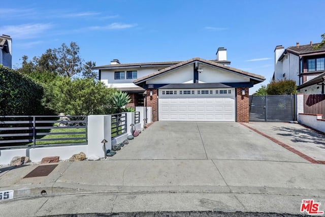 2355 Branden Street, Los Angeles, CA 90026 — photo 10 of 64