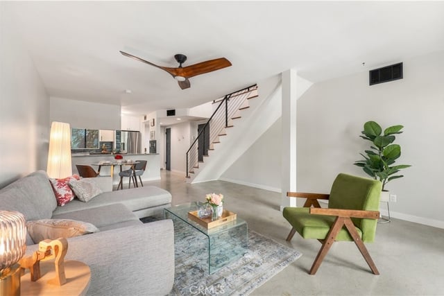 15207 Magnolia Boulevard 119, Sherman Oaks, CA 91403 — photo 4 of 54