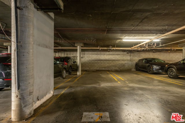 11701 Texas Avenue 308, Los Angeles, CA 90025 — photo 30 of 30