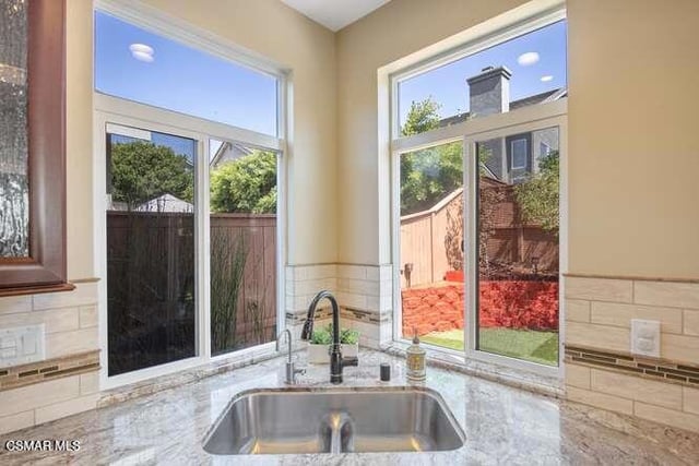 586 Schuman Place, Ventura, CA 93003 — photo 18 of 46