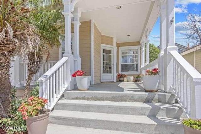 586 Schuman Place, Ventura, CA 93003 — photo 3 of 46