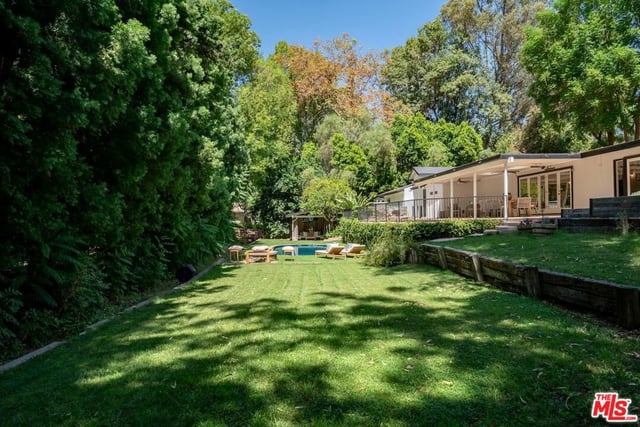 4725 Vanalden Avenue, Tarzana, CA 91356 — photo 33 of 47