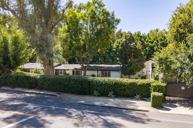 4725 Vanalden Avenue, Tarzana, CA 91356 — photo 46 of 47