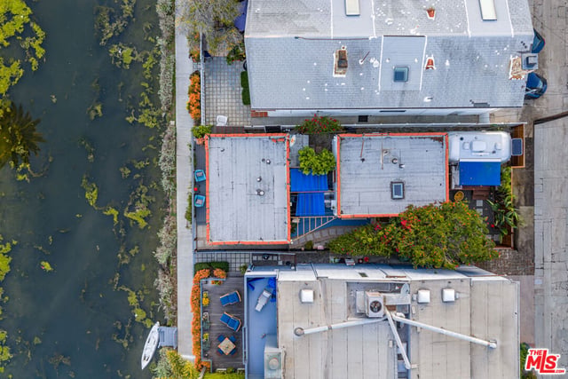 225 Carroll Canal, Los Angeles, CA 90291 — photo 20 of 46