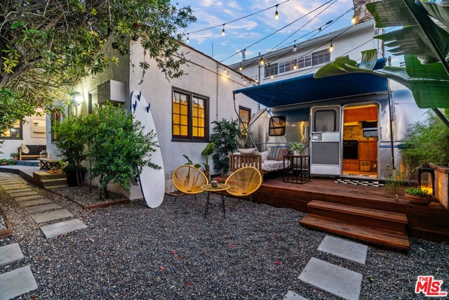 225 Carroll Canal, Los Angeles, CA 90291 — photo 4 of 46