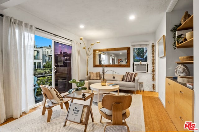 225 Carroll Canal, Los Angeles, CA 90291 — photo 8 of 46