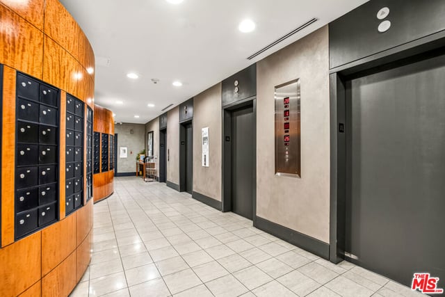 800 W 1st Street 3001, Los Angeles, CA 90012 — photo 20 of 31