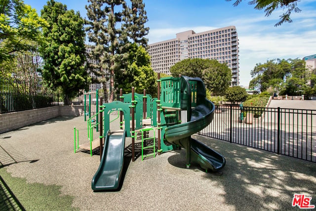 800 W 1st Street 3001, Los Angeles, CA 90012 — photo 27 of 31