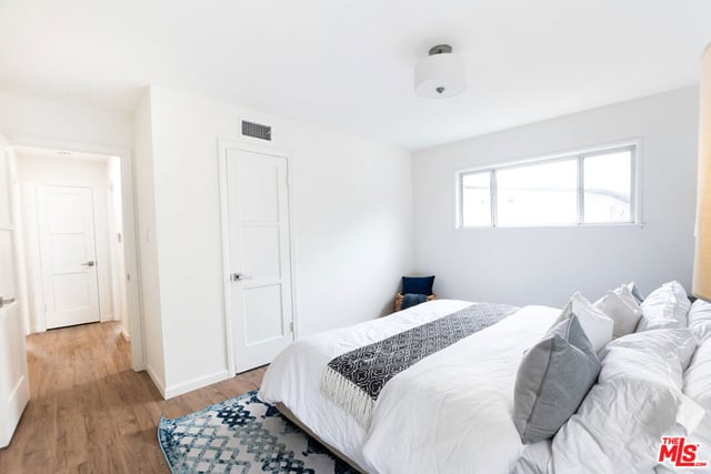 17209 Stagg Street, Van Nuys, CA 91406 — photo 27 of 48