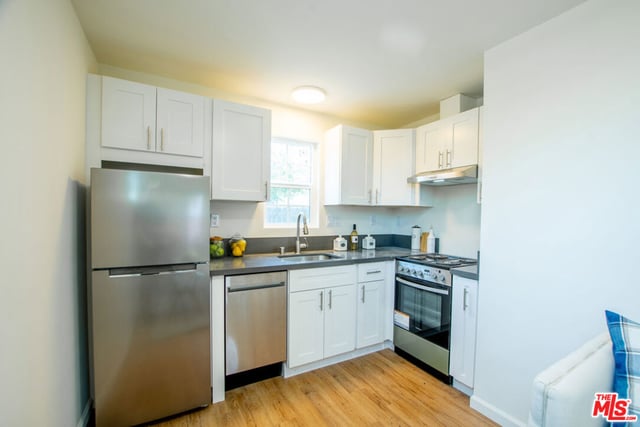 17209 Stagg Street, Van Nuys, CA 91406 — photo 42 of 48