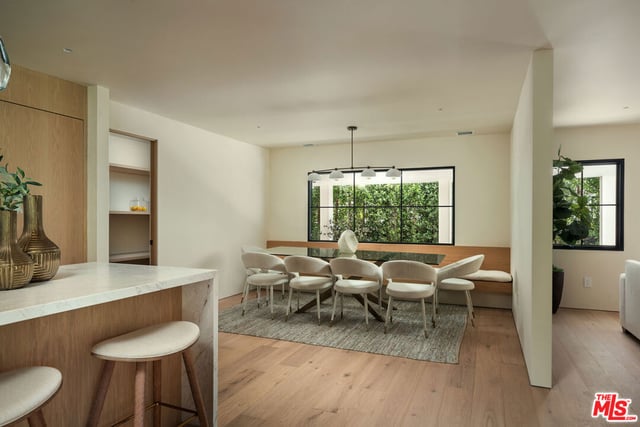 15430 Valley Vista Boulevard, Los Angeles, CA 91403 — photo 11 of 37