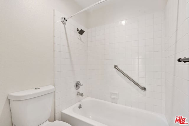 438 E Spruce Avenue 141, Inglewood, CA 90301 — photo 13 of 25