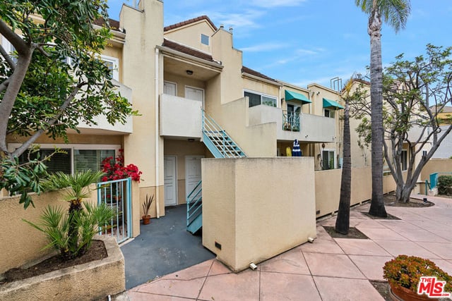 438 E Spruce Avenue 141, Inglewood, CA 90301 — photo 24 of 25