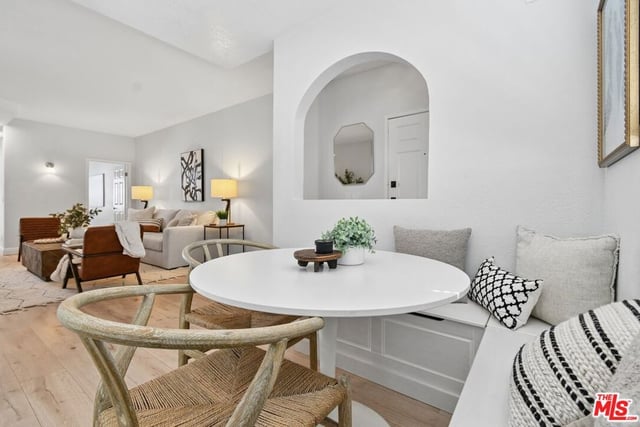4301 Fulton Avenue 106, Los Angeles, CA 91423 — photo 18 of 35