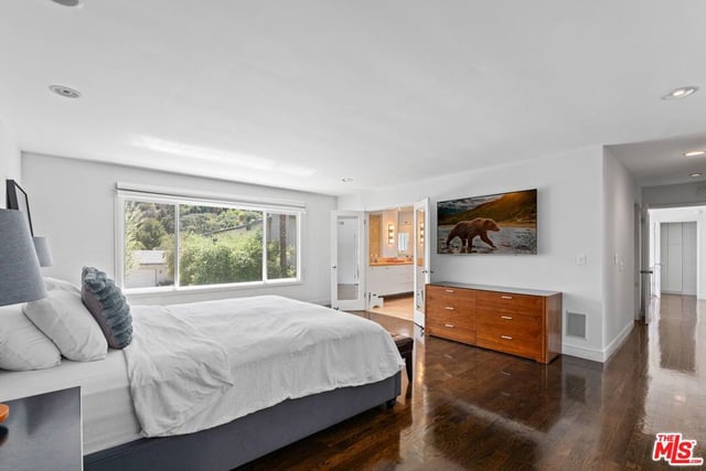 7561 Devista Drive, Los Angeles, CA 90046 — photo 17 of 46