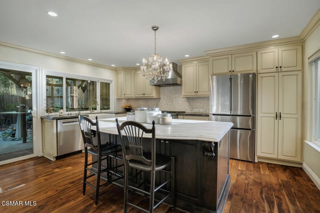 628 Martinique Place, Newbury Park, CA 91320 — photo 18 of 60