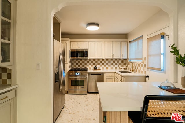 4507 W 142nd Street, Hawthorne, CA 90250 — photo 16 of 43