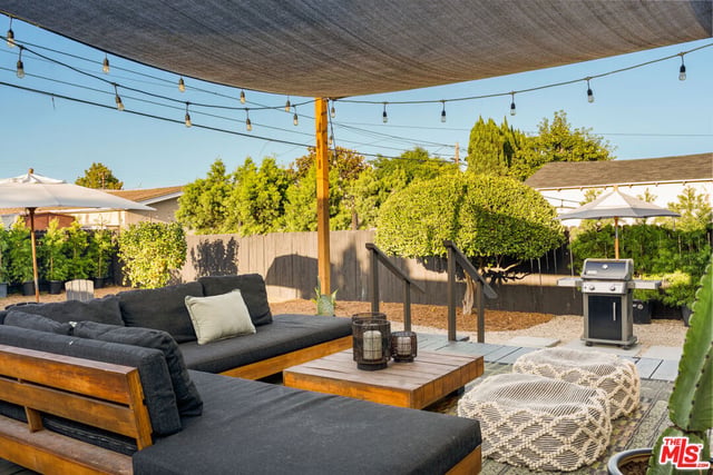 4507 W 142nd Street, Hawthorne, CA 90250 — photo 9 of 43