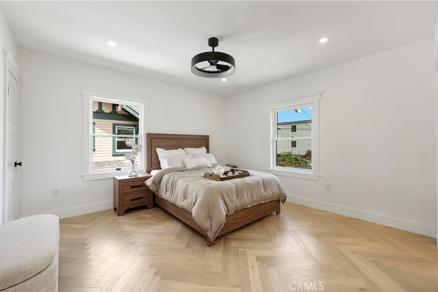 1800 Oxford Avenue, Los Angeles, CA 90006 — photo 23 of 43
