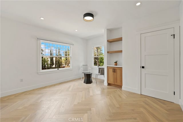 1800 Oxford Avenue, Los Angeles, CA 90006 — photo 34 of 43