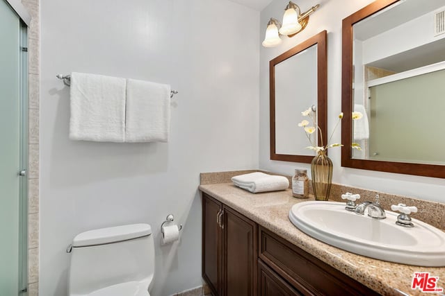 6515 Green Valley Circle 104, Culver City, CA 90230 — photo 18 of 39
