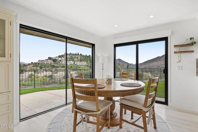 3222 Meadow Oak Drive, Westlake Village, CA 91361 — photo 11 of 50