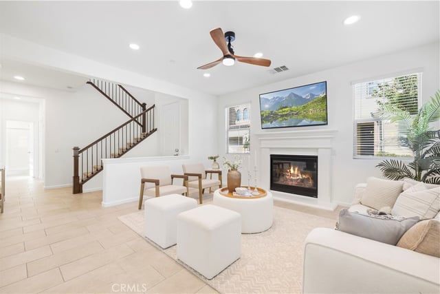 27314 Weldon Way, Saugus, CA 91350 — photo 4 of 41