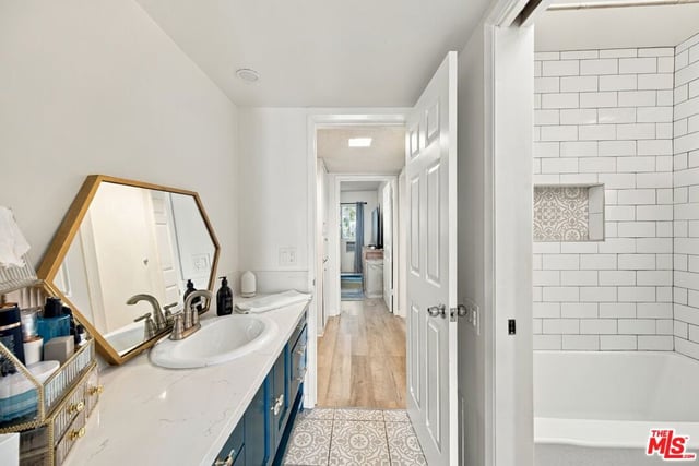3166 S Sepulveda Boulevard 6, Los Angeles, CA 90034 — photo 9 of 18