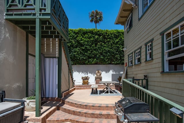 41 Vicente Terrace, Santa Monica, CA 90401 — photo 24 of 39